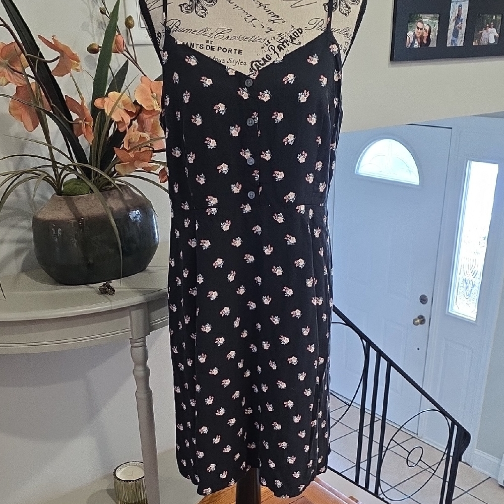 GAP Black Floral Midi Dress